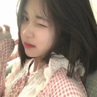 赛马女孩
